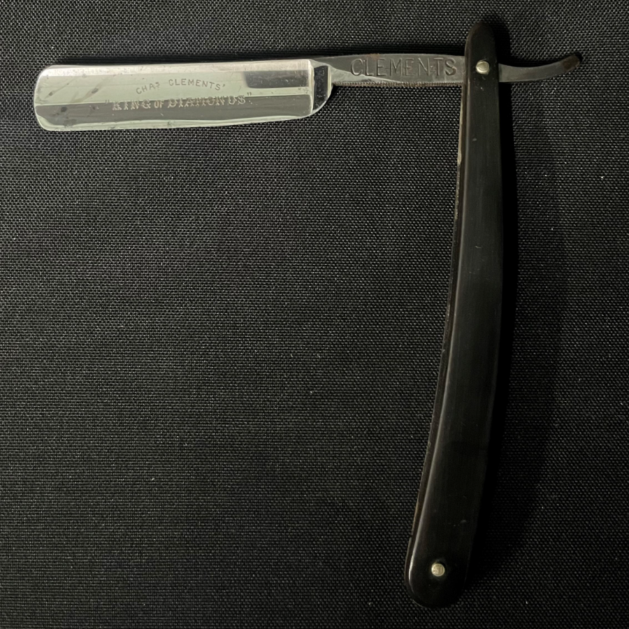 Vintage Clements Straight Razor - VIN722L22