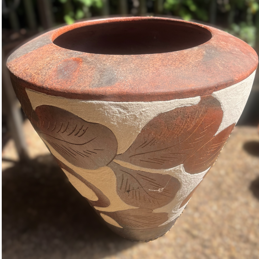 Beautiful Large Terracotta Plant Pot - VIN1044Q