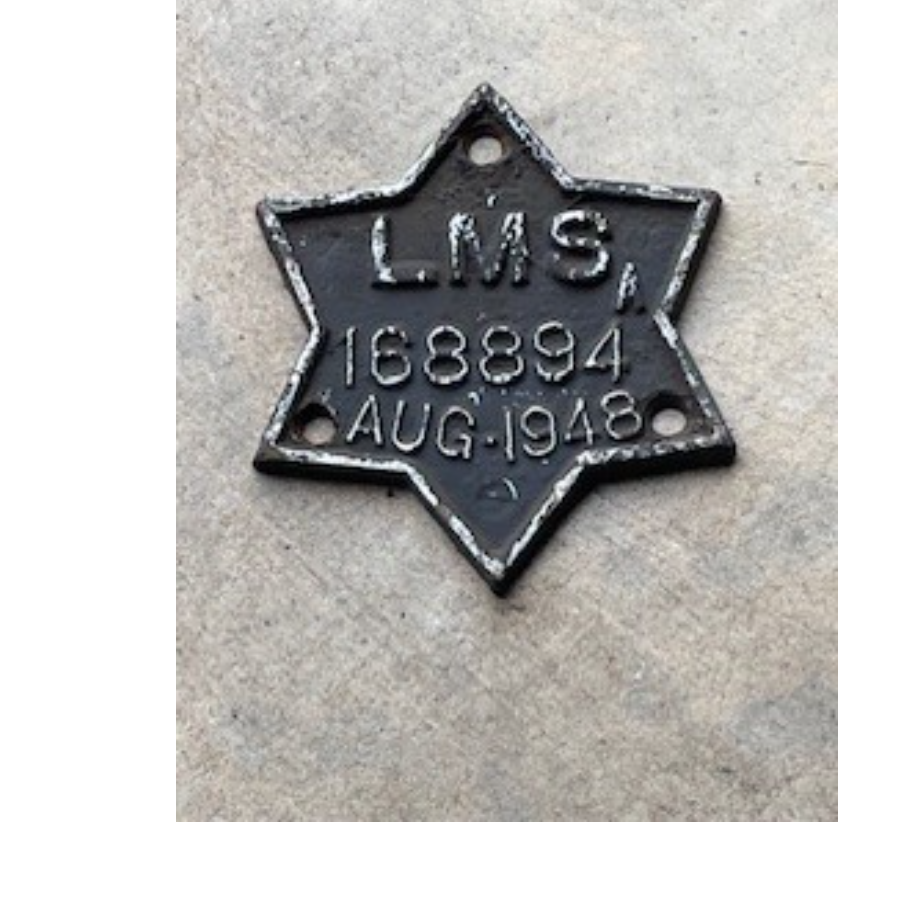 L.M.S. cast-iron star railway wagon plate, 168894 Aug 1948  - VIN1042G