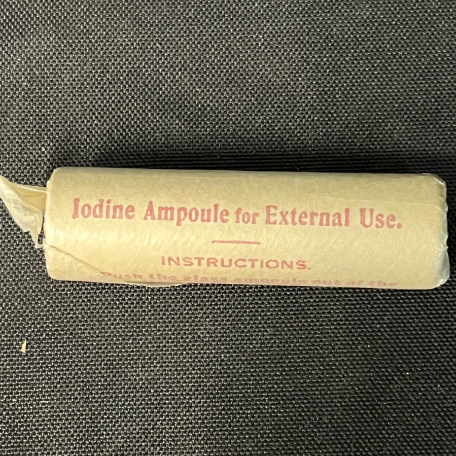 A WW1 1914 dated Iodine Ampoule unwrapped in its original tube - VIN1068E