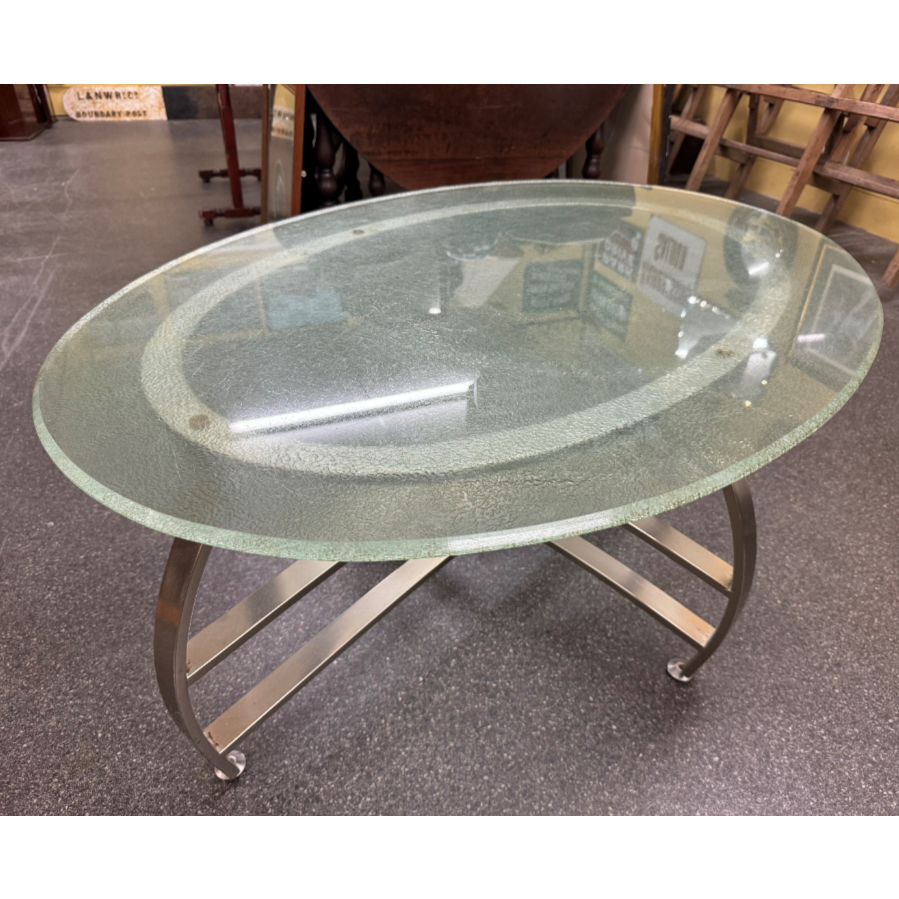 Glass coffee table with a light weight aluminium frame - VIN920T