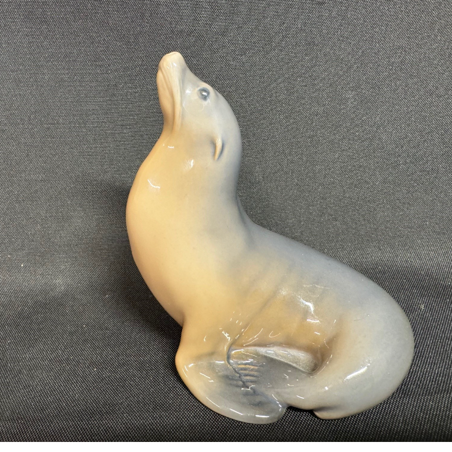 Royal Copenhagen Seal Figurine - VIN1091W