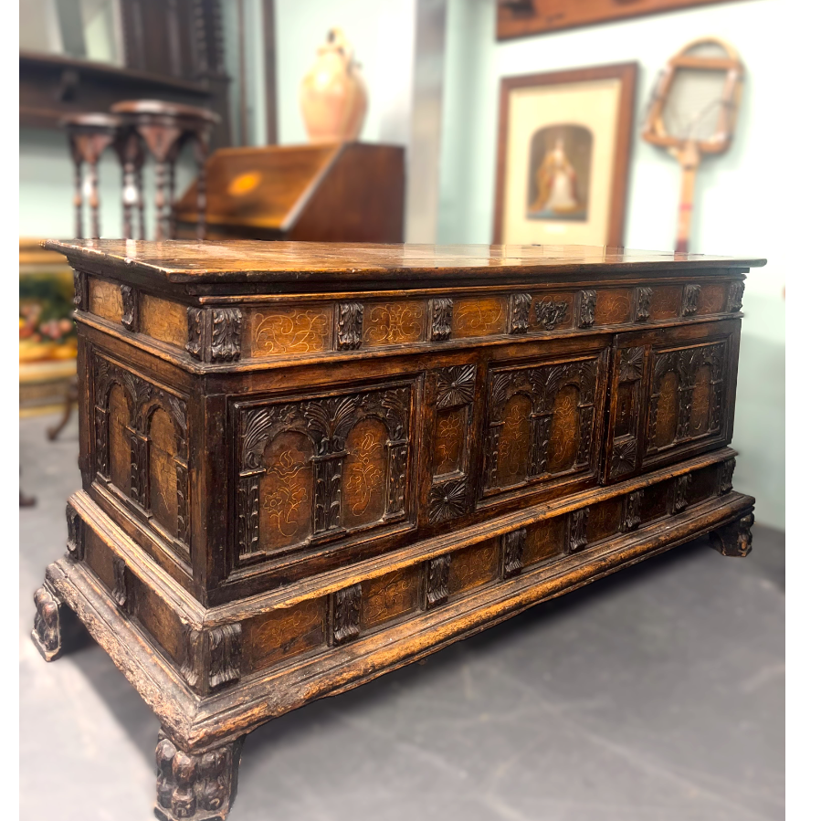 Rare Antique Chest Coffer Over 200 years old - VIN831B