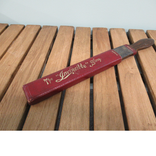 Vintage Invicible Strop with Case VIN382B